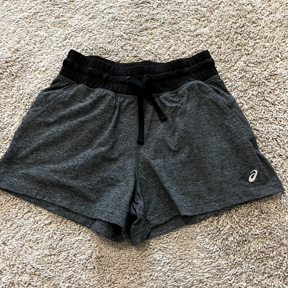 Oasics athletic shorts